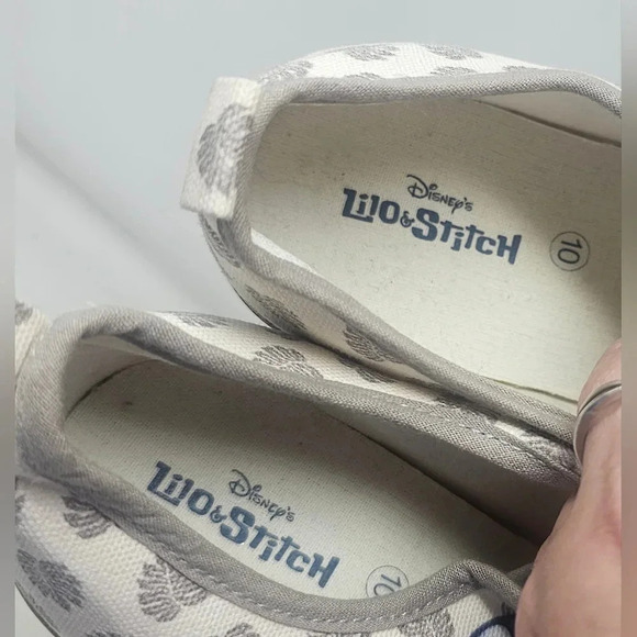 Disney Lilo & Stich Mens 10 Canvas Sneaker Shoes White Gum Soles Lace up - Picture 12 of 15